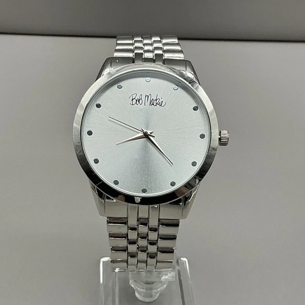 Bob Mackie Womens Watch Silver Dial Silver Tone Bracelet Quartz Analog BMS4010SS